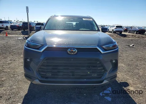 2024 Toyota Grand Highlander Xle из США, поврежденный, VIN 5TDAAAA53RS013045